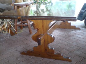 Τραπέζι μοναστηριακό